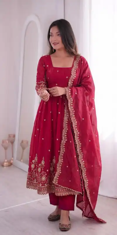 ZB 5073 Red Fendy Silk Gown Perfect for Wedding, Party, Baisakhi, Traditional Day, Makar Sankranti – . Introductory Price ₹2049. Delivery 4-6 Working Days. | Bollywood Gowns, Creative Gowns, Designer Gowns, Embroidered Gowns, Gowns, Party Wear Gowns