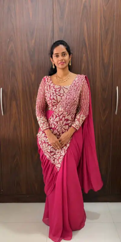 ST 1201 Pink in Faux Georgette Zari Work & Embroidery Work Saree. Special Price ₹1899. Delivery 4-6 Working Days. Shop now. | Bollywood Sarees, Creative Sarees, Designer Sarees, Embroidered Sarees, Ethnic Saree, Modern Digital sarees, Party Wear Sarees, Sarees