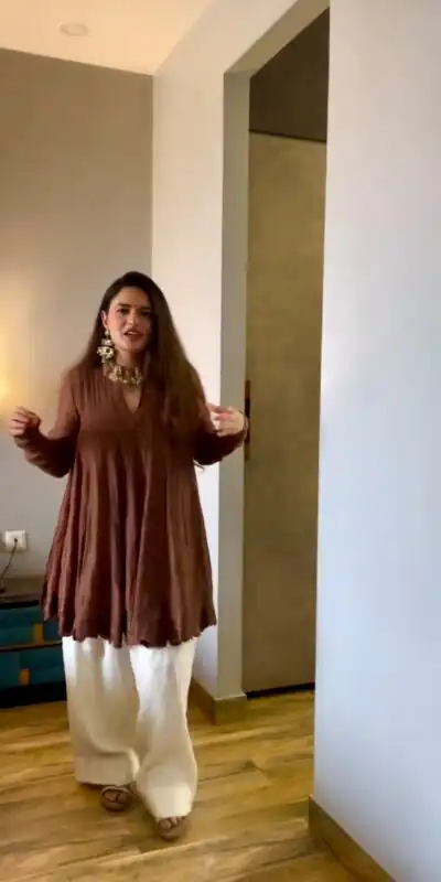 ST 248 Brown Brown Mal Chanderi Salwar Suit Perfect for Wedding, Party, Baisakhi, Housewarming, Sangeet – Introductory Price ₹1899. Delivery 4-6 Working D | Jump Suits, Straight Suits, Casual Suits, Creative suits, Designer Suits, Palazzo Suits, Party Wear Suits, Patiala Suits, Salwar suit