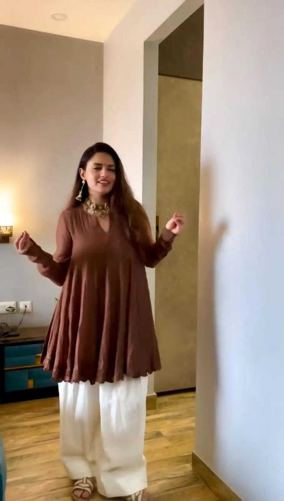 ST 248 Brown Brown Mal Chanderi Salwar Suit Perfect for Wedding, Party, Baisakhi, Housewarming, Sangeet – Introductory Price ₹1899. Delivery 4-6 Working D | Jump Suits, Straight Suits, Casual Suits, Creative suits, Designer Suits, Palazzo Suits, Party Wear Suits, Patiala Suits, Salwar suit