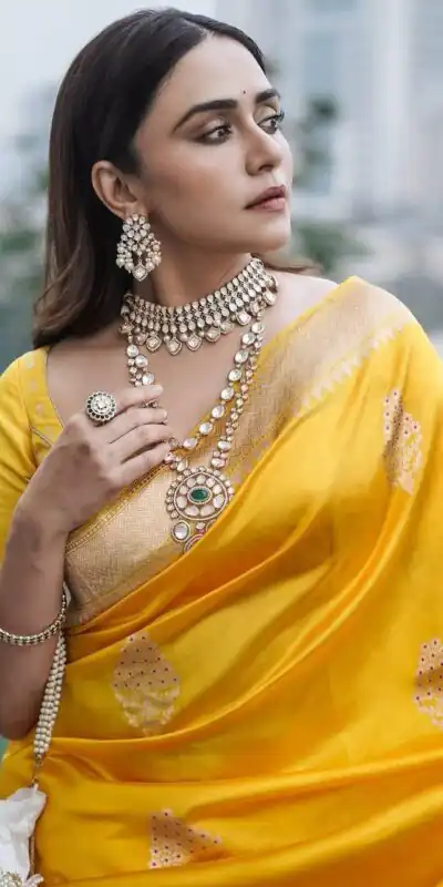 KPR 253 Yellow Color Yellow Soft Lichi Silk Saree with Jacquard Work. Best Price ₹1349. Delivery 4-6 Working Days. Shop now. | Bollywood Sarees, Creative Sarees, Designer Sarees, Embroidered Sarees, Ethnic Saree, Modern Digital sarees, Party Wear Sarees, Sarees