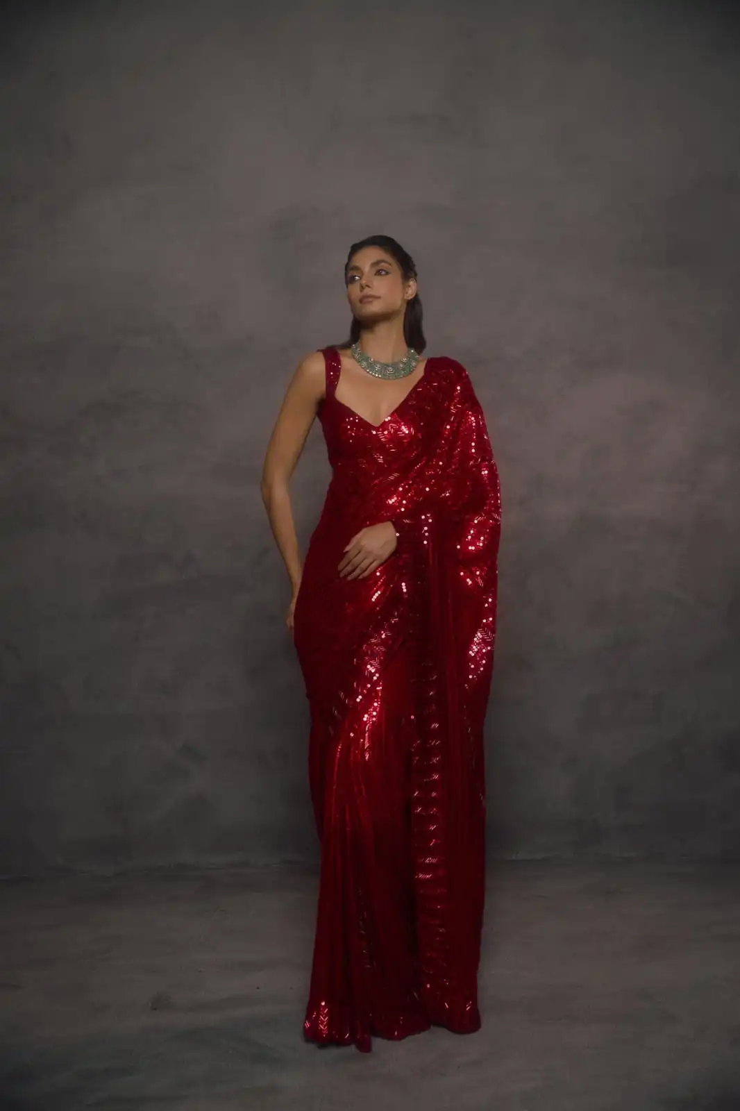DF 3477 Red Faux Georgette Saree Perfect for Wedding, Party, Cultural Events, Traditional Day, Pooja – . Grab it for ₹1799. Delivery 4-6 Working Day | Bollywood Sarees, Creative Sarees, Designer Sarees, Embroidered Sarees, Ethnic Saree, Modern Digital sarees, Party Wear Sarees, Sarees