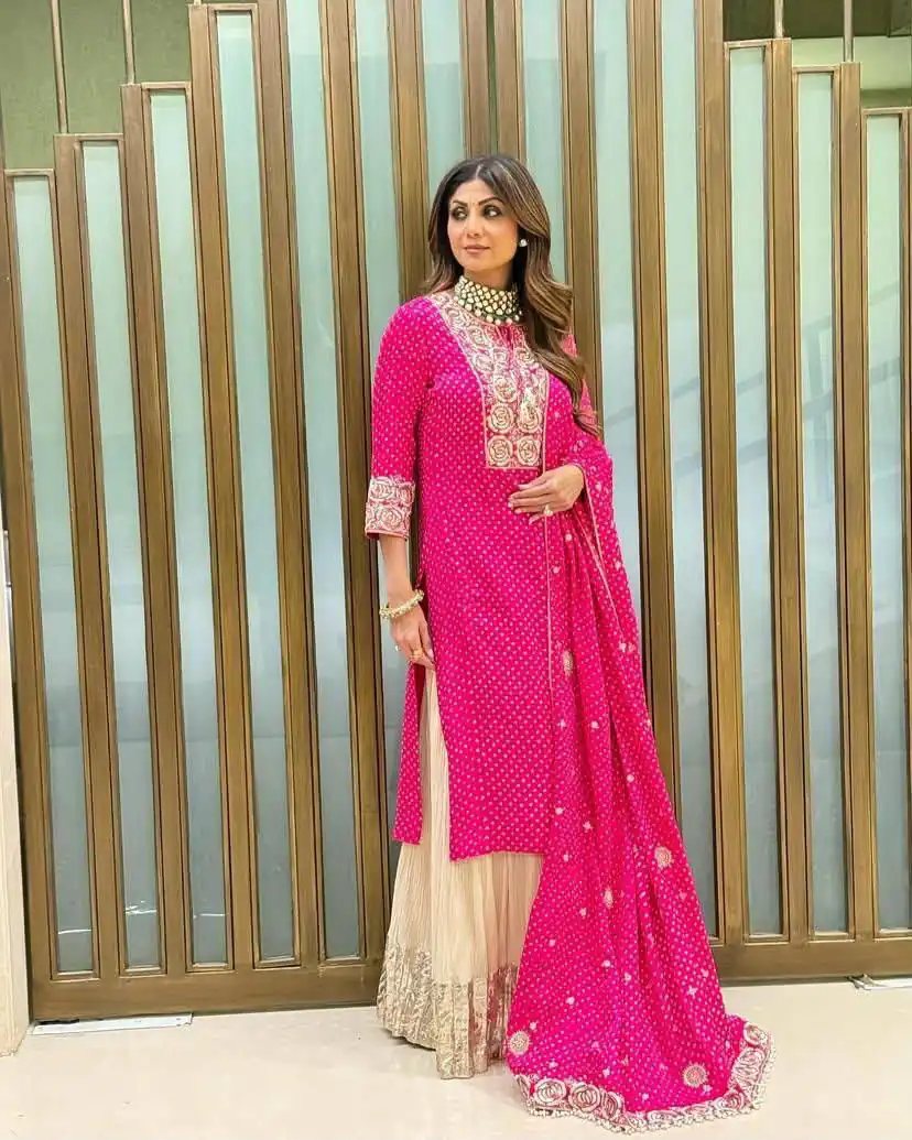 ZB 5049 Pink Faux Georgette Salwar Suit Perfect for Wedding, Party, Family Gatherings, Sangeet, Housewarming – . Affordable Price ₹2399. Days | Jump Suits, Straight Suits, Casual Suits, Creative suits, Designer Suits, Palazzo Suits, Party Wear Suits, Patiala Suits, Salwar suit