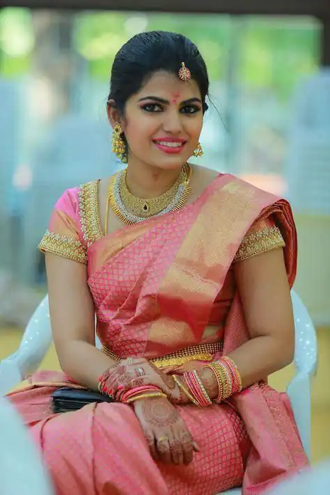 KP 2098 Peach Soft Lichi Silk Cloth Saree Perfect for Wedding, Party, Family Gatherings, Sangeet, Ethnic Day – . Festive Deal ₹1349. Delivery 4-6 Workin | Bollywood Sarees, Creative Sarees, Designer Sarees, Embroidered Sarees, Ethnic Saree, Modern Digital sarees, Party Wear Sarees, Sarees