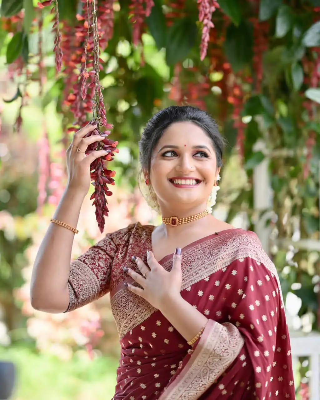 KPR 228 Red in Soft Lichi Silk Jacquard Work Designer Work Saree . Exclusive Offer ₹1349. Delivery 4-6 Working Days. Shop now. | Bollywood Sarees, Creative Sarees, Designer Sarees, Embroidered Sarees, Ethnic Saree, Modern Digital sarees, Party Wear Sarees, Sarees