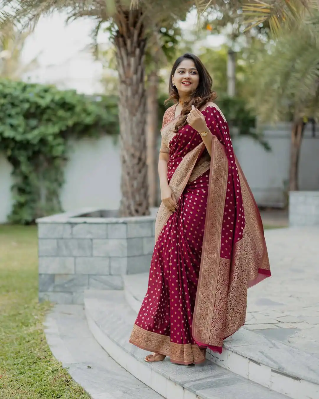 KPR 228 Red in Soft Lichi Silk Jacquard Work Designer Work Saree . Exclusive Offer ₹1349. Delivery 4-6 Working Days. Shop now. | Bollywood Sarees, Creative Sarees, Designer Sarees, Embroidered Sarees, Ethnic Saree, Modern Digital sarees, Party Wear Sarees, Sarees
