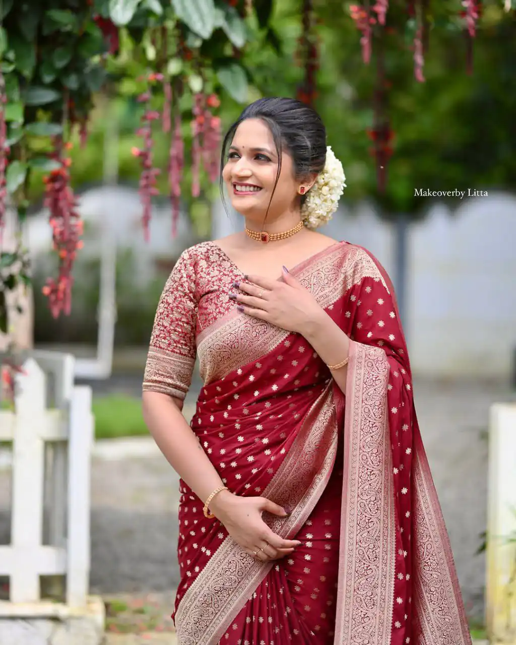 KPR 228 Red in Soft Lichi Silk Jacquard Work Designer Work Saree . Exclusive Offer ₹1349. Delivery 4-6 Working Days. Shop now. | Bollywood Sarees, Creative Sarees, Designer Sarees, Embroidered Sarees, Ethnic Saree, Modern Digital sarees, Party Wear Sarees, Sarees