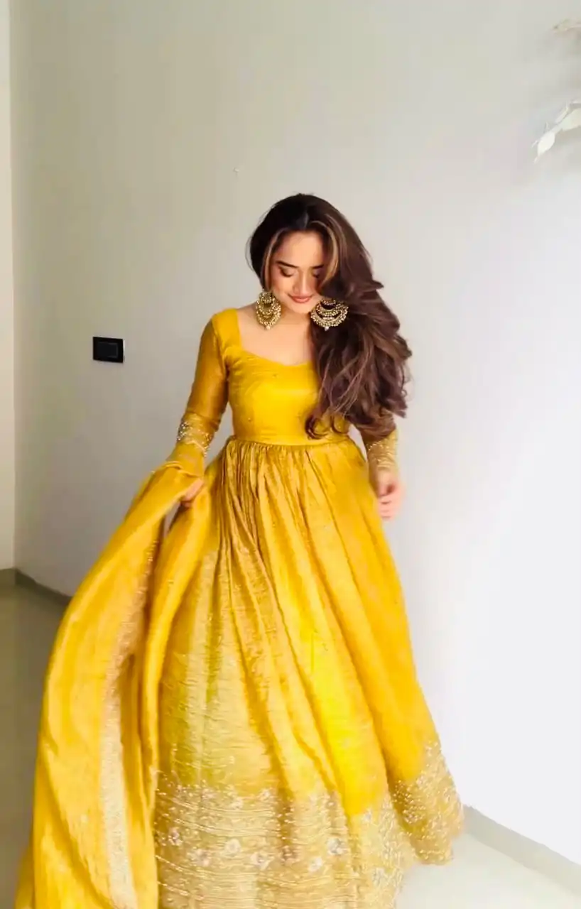 ZF 6012 Yellow in Gold Crush Zari Work & Embroidery Work Gown . Affordable Price ₹2149. Delivery 4-6 Working Days. Shop now. | Bollywood Gowns, Creative Gowns, Designer Gowns, Embroidered Gowns, Gowns, Party Wear Gowns