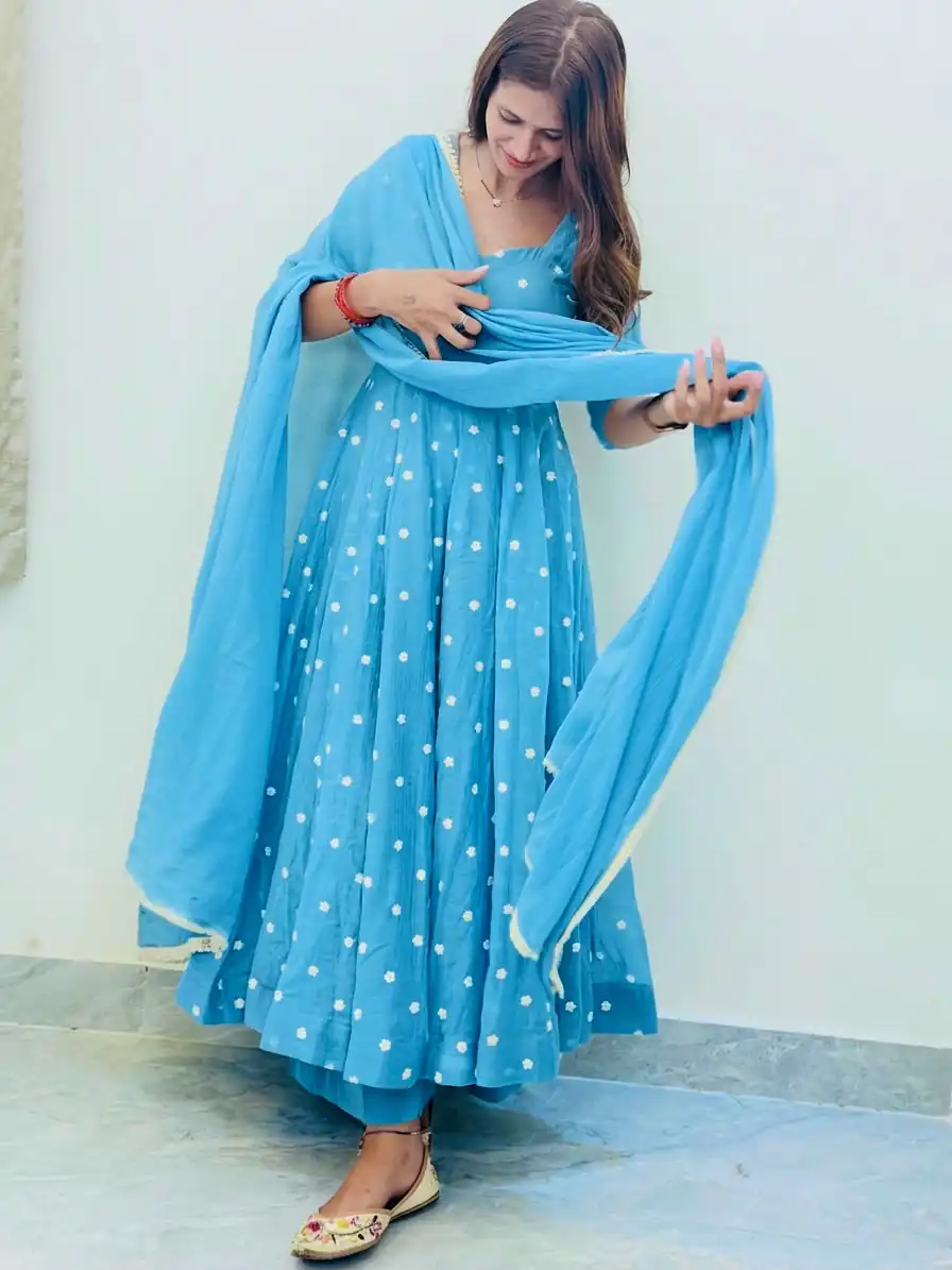 SRK 5358 Sky Blue with Thread Embroidery & Work Sky Blue Georgette Gown . Festive Deal ₹1899. Delivery 4-6 Working Days. Shop now. | Bollywood Gowns, Creative Gowns, Designer Gowns, Embroidered Gowns, Gowns, Party Wear Gowns