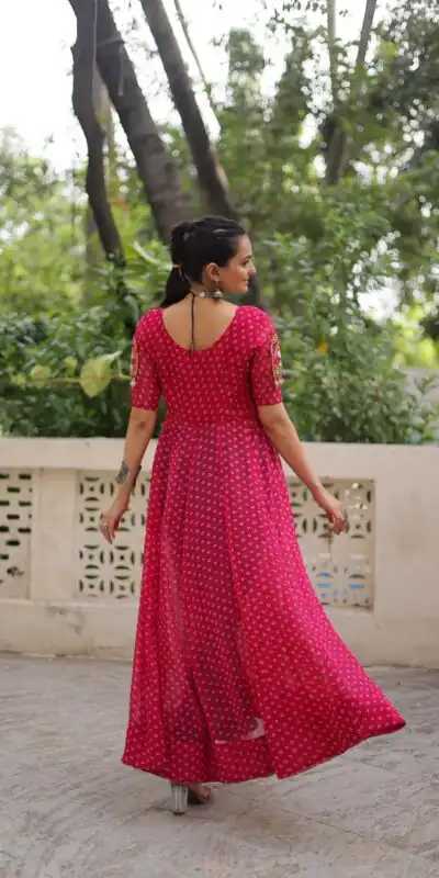 KA 1193 Pink Fox Georgette Kurti with Lace Work & Mirror Work. Affordable Price ₹1619. Delivery 4-6 Working Days. Shop now. | Bollywood Kurti, Creative Kurtis, Designer Kurti, Kurti, Party Wear Kurti, Selfie Kurti
