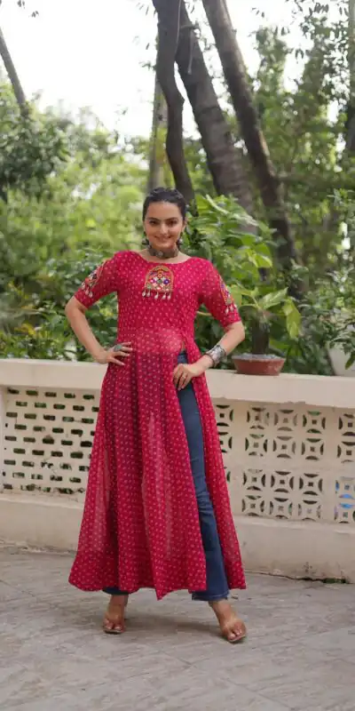 KA 1193 Pink Fox Georgette Kurti with Lace Work & Mirror Work. Affordable Price ₹1619. Delivery 4-6 Working Days. Shop now. | Bollywood Kurti, Creative Kurtis, Designer Kurti, Kurti, Party Wear Kurti, Selfie Kurti