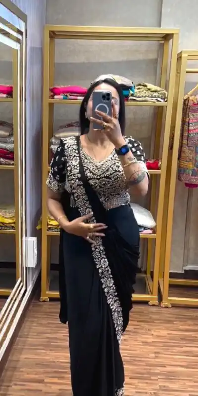 PST 1177 Black Chinon Saree erfect for Wedding, Party, Baisakhi, Bridal Wear, Onam – . Special Price ₹2099. Delivery 4-6 Working Days. Shop now. | Bollywood Sarees, Creative Sarees, Designer Sarees, Embroidered Sarees, Ethnic Saree, Modern Digital sarees, Party Wear Sarees, Sarees