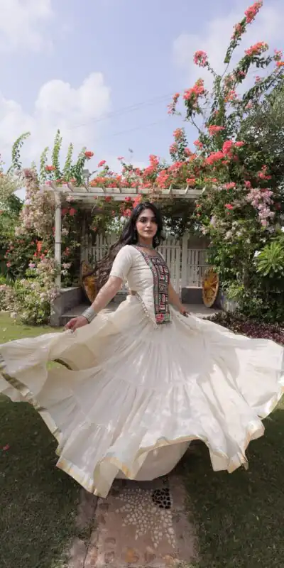 PKA 5078 White Kora Cotton Lehenga Choli erfect for Wedding, Party, Haldi, Traditional Day, Makar Sankranti – . Special Price ₹2649. Delivery 4-6 Working | Bollywood Lehenga, Creative Lehenga, Designer Lehenga, Embroidered Lehenga, Lehenga, Party Wear Lehenga
