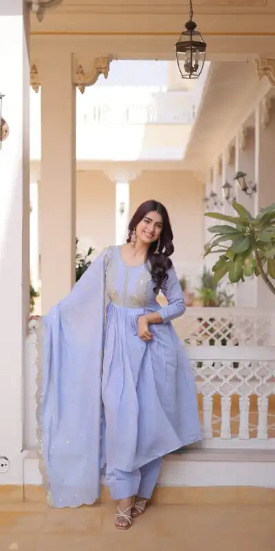 KA 1241 Lavender Roman Silk Gown. Perfect for Wedding, Party, Traditional Day, Sangeet, Pongal – Exclusive Offer ₹2599. Delivery 4-6 Working Days. Shop now | Bollywood Gowns, Creative Gowns, Designer Gowns, Embroidered Gowns, Gowns, Party Wear Gowns