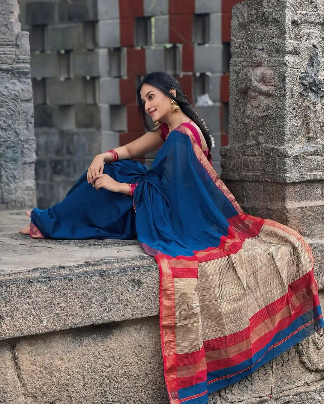 KP 6035 Teal in Soft Lichi Silk Jacquard Work Designer Work Saree . Exclusive Offer ₹1449. Delivery 4-6 Working Days. Shop now. | Bollywood Sarees, Creative Sarees, Designer Sarees, Embroidered Sarees, Ethnic Saree, Modern Digital sarees, Party Wear Sarees, Sarees