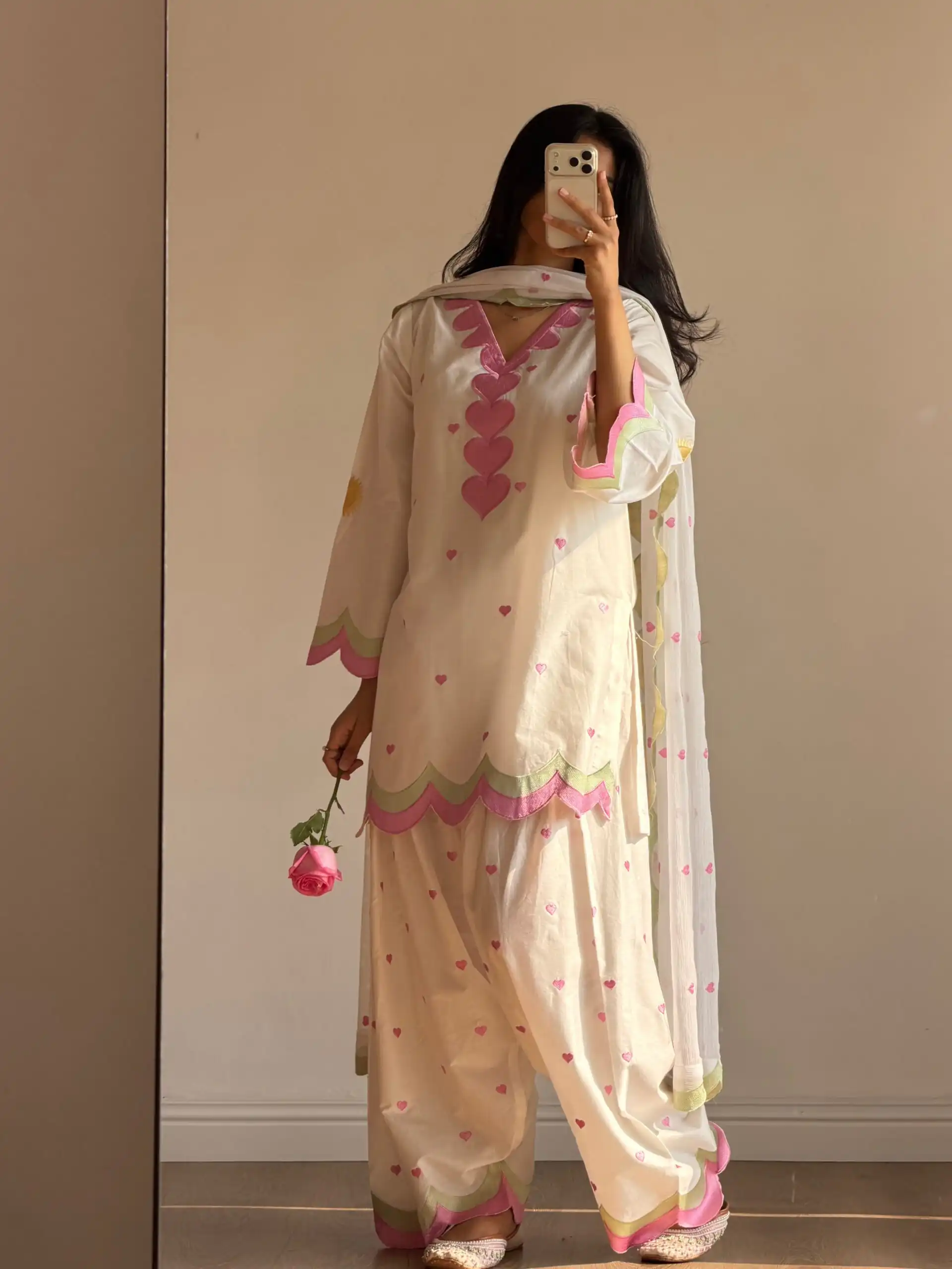 Graceful White Mul Chanderi Silk Embroidery Work Salwar Suit - Image 2