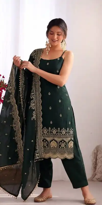 Perfect Green Fendy Silk Thread Work Salwar Suit