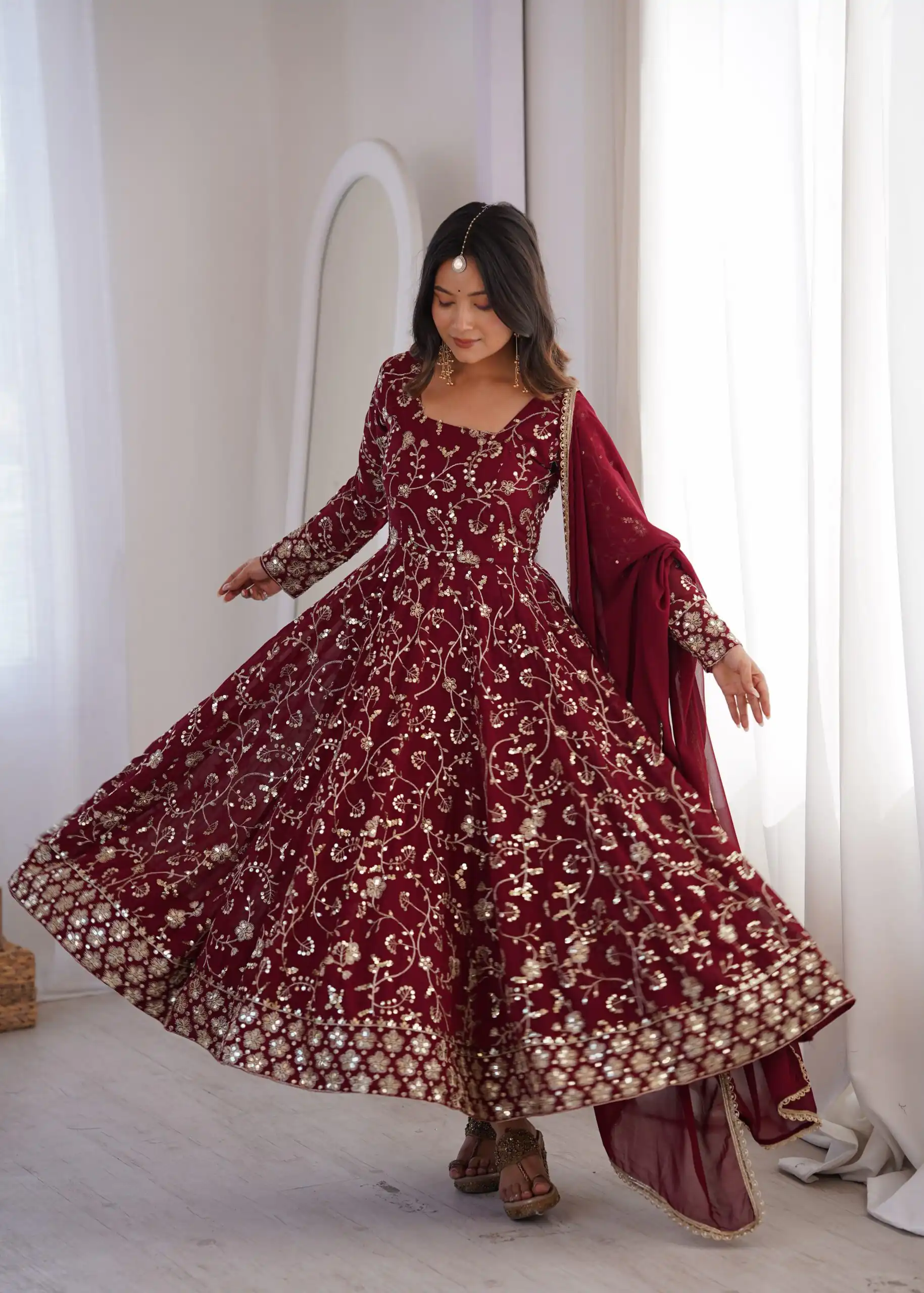 ZF 5024 Maroon Fox Perfect for Wedding, Party, Durga Puja, Diwali, Anniversary –Georgette Gown. Now at just ₹2399. Delivery 4-6 Working Days. Shop now. | Bollywood Gowns, Creative Gowns, Designer Gowns, Embroidered Gowns, Gowns, Party Wear Gowns