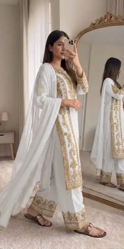 SRK 5365 White Faux Georgette Salwar Suit erfect for Wedding, Party, Mehendi, Pongal, Reception – . Available at ₹2449 only. Delivery 4-6 Working Days | Jump Suits, Straight Suits, Casual Suits, Creative suits, Designer Suits, Palazzo Suits, Party Wear Suits, Patiala Suits, Salwar suit