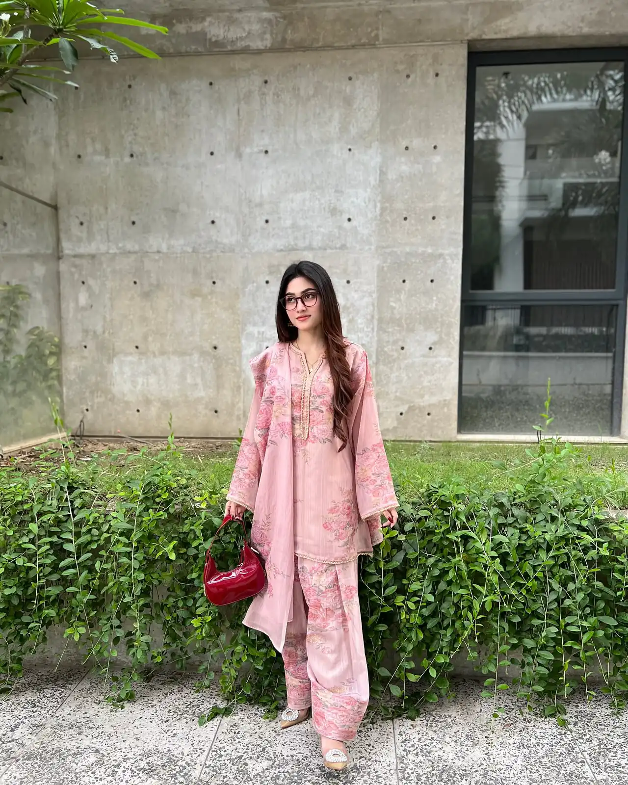JF 008 Light Pink Colour Digital Print Salwar Suit in Black Faux Georgette. Now at just ₹2149. Delivery 4-6 Working Days. Shop now. | Jump Suits, Straight Suits, Casual Suits, Creative suits, Designer Suits, Palazzo Suits, Party Wear Suits, Patiala Suits, Salwar suit