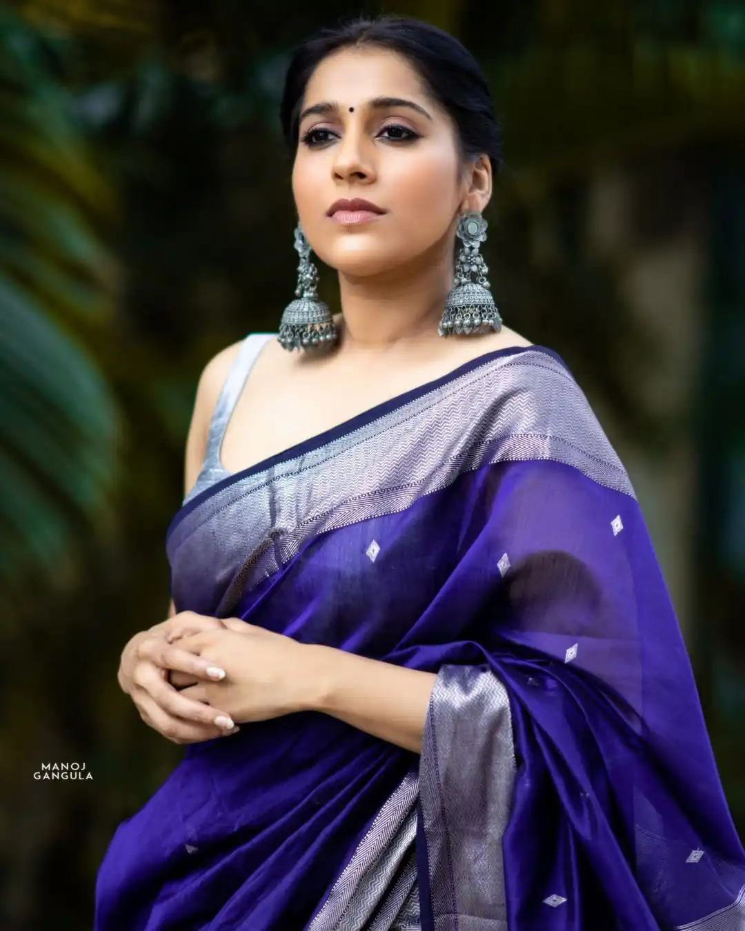KP 5091 Royal Blue Soft Lichi Silk Saree with Lace Work & Lace Border. Introductory Price ₹1349. Delivery 4-6 Working Days. Shop now. | Bollywood Sarees, Creative Sarees, Designer Sarees, Embroidered Sarees, Ethnic Saree, Modern Digital sarees, Party Wear Sarees, Sarees