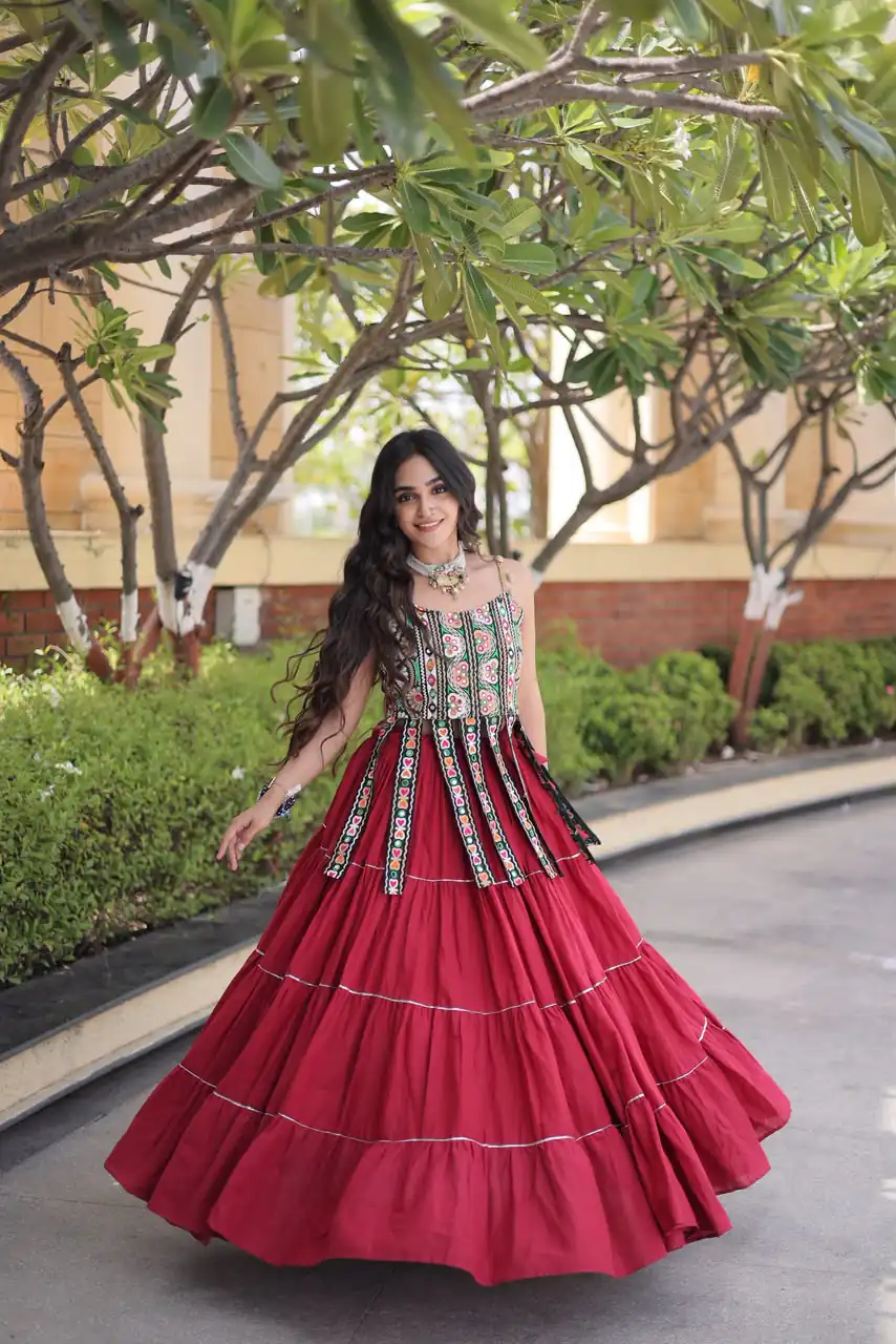 KA 5075 Red Kora Cotton Lehenga Choli erfect for Wedding, Party, Haldi, Traditional Day, Makar Sankranti – . Special Price ₹2899. Delivery 4-6 Working | Bollywood Lehenga, Creative Lehenga, Designer Lehenga, Embroidered Lehenga, Lehenga, Party Wear Lehenga