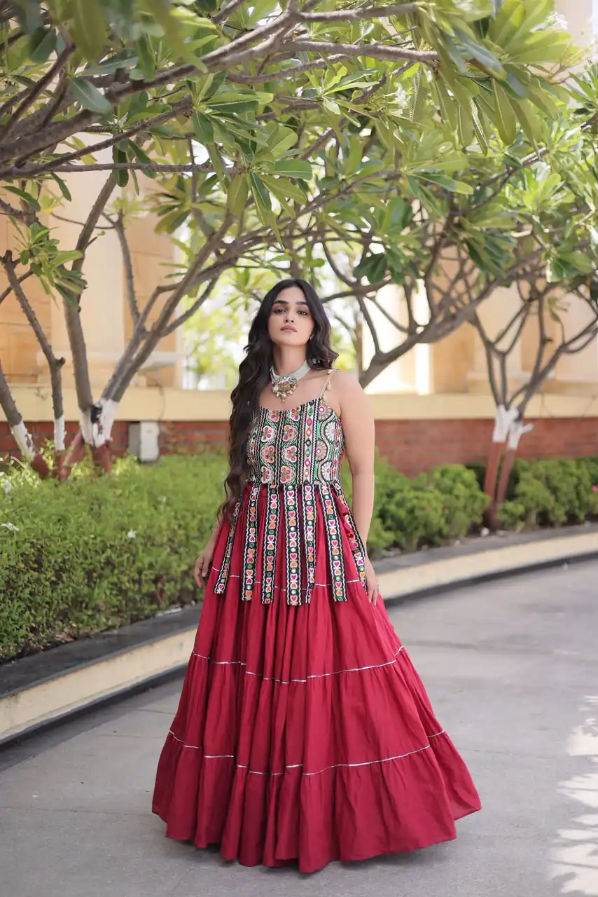 KA 5075 Red Kora Cotton Lehenga Choli erfect for Wedding, Party, Haldi, Traditional Day, Makar Sankranti – . Special Price ₹2899. Delivery 4-6 Working | Bollywood Lehenga, Creative Lehenga, Designer Lehenga, Embroidered Lehenga, Lehenga, Party Wear Lehenga