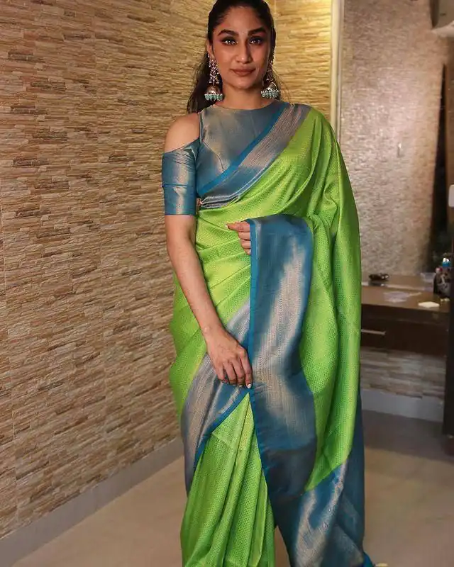 KP 4039 Green Soft Lichi Silk Cloth Saree Perfect for Wedding, Party, Family Gatherings, Sangeet, Festive Deal ₹1599. Delivery 4-6 Working Days | Bollywood Sarees, Creative Sarees, Designer Sarees, Embroidered Sarees, Ethnic Saree, Modern Digital sarees, Party Wear Sarees, Sarees