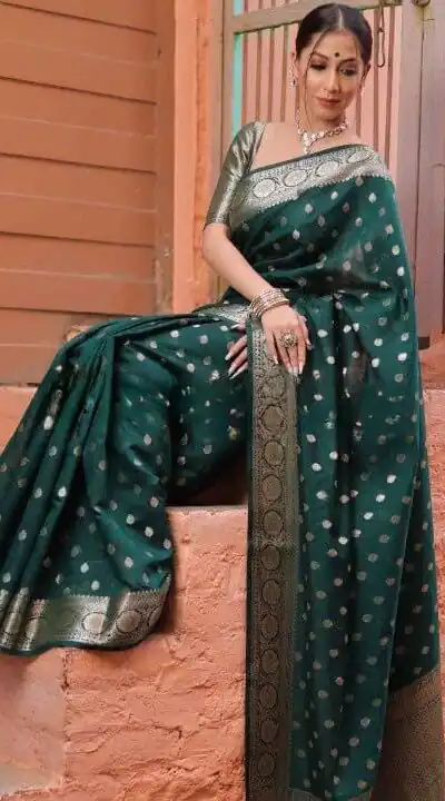 KP 7000 Green Soft Lichi Silk Cloth Saree Perfect for Wedding, Party, Family Gatherings, Sangeet, Ethnic Day – . Festive Deal ₹1549. Delivery 4-6 Working | Bollywood Sarees, Creative Sarees, Designer Sarees, Embroidered Sarees, Ethnic Saree, Modern Digital sarees, Party Wear Sarees, Sarees