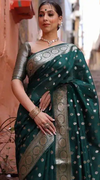 KP 7000 Green Soft Lichi Silk Cloth Saree Perfect for Wedding, Party, Family Gatherings, Sangeet, Ethnic Day – . Festive Deal ₹1549. Delivery 4-6 Working | Bollywood Sarees, Creative Sarees, Designer Sarees, Embroidered Sarees, Ethnic Saree, Modern Digital sarees, Party Wear Sarees, Sarees