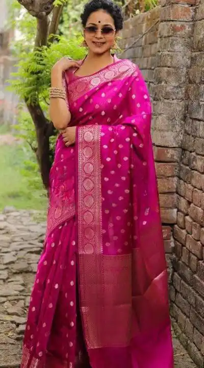 KP 7000 Pink Soft Lichi Silk Cloth Saree Perfect for Wedding, Party, Family Gatherings, Sangeet, Ethnic Day – . Festive Deal ₹1549. Delivery 4-6 Working | Bollywood Sarees, Creative Sarees, Designer Sarees, Embroidered Sarees, Ethnic Saree, Modern Digital sarees, Party Wear Sarees, Sarees