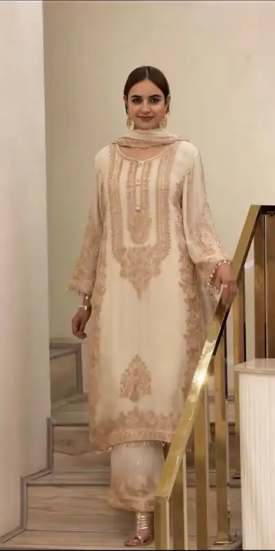 SR 1716 Off White Colour Faux Georgette Salwar Suit with Lace Work. Introductory Price ₹2449. Delivery 4-6 Working Days. Shop now. | Jump Suits, Straight Suits, Casual Suits, Creative suits, Designer Suits, Palazzo Suits, Party Wear Suits, Patiala Suits, Salwar suit