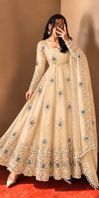 Alternative view of Fancy Off White Fendy Silk Sequins Work Gown