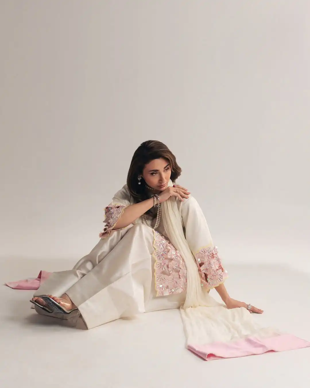 Shiny White Natural Crepe Sequence Work Salwar Suit - Image 3