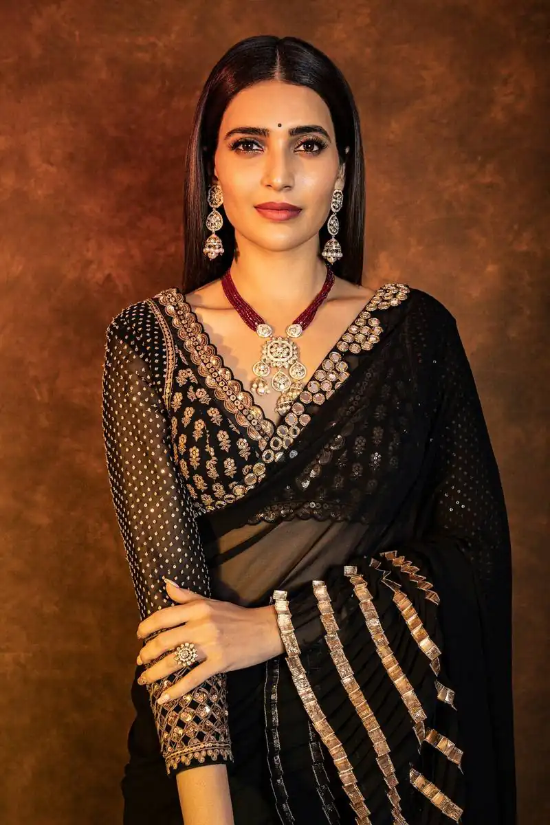 DF 3471 Black Perfect for Wedding, Party, Raksha Bandhan, Ethnic Day, Bridal Wear – Cream Faux Georgette Saree. Now at just ₹2099. Delivery 4-6 Working Day | Bollywood Sarees, Creative Sarees, Designer Sarees, Embroidered Sarees, Ethnic Saree, Modern Digital sarees, Party Wear Sarees, Sarees