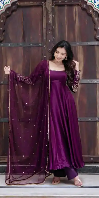 SRK 5373 Purple Upada Silk Gown Perfect for Wedding, Party, Onam, Housewarming, Durga Puja –. Grab it for ₹2199. Delivery 4-6 Working Days. Shop now. | Bollywood Gowns, Creative Gowns, Designer Gowns, Embroidered Gowns, Gowns, Party Wear Gowns