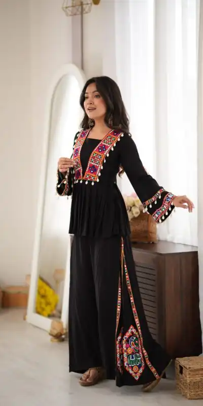 SP 93 Black Rayon Salwar Suit with Embroidery Work & Thread Embroidery. Best Price ₹2149. Delivery 4-6 Working Days. Shop now. | Jump Suits, Straight Suits, Casual Suits, Creative suits, Designer Suits, Palazzo Suits, Party Wear Suits, Patiala Suits, Salwar suit