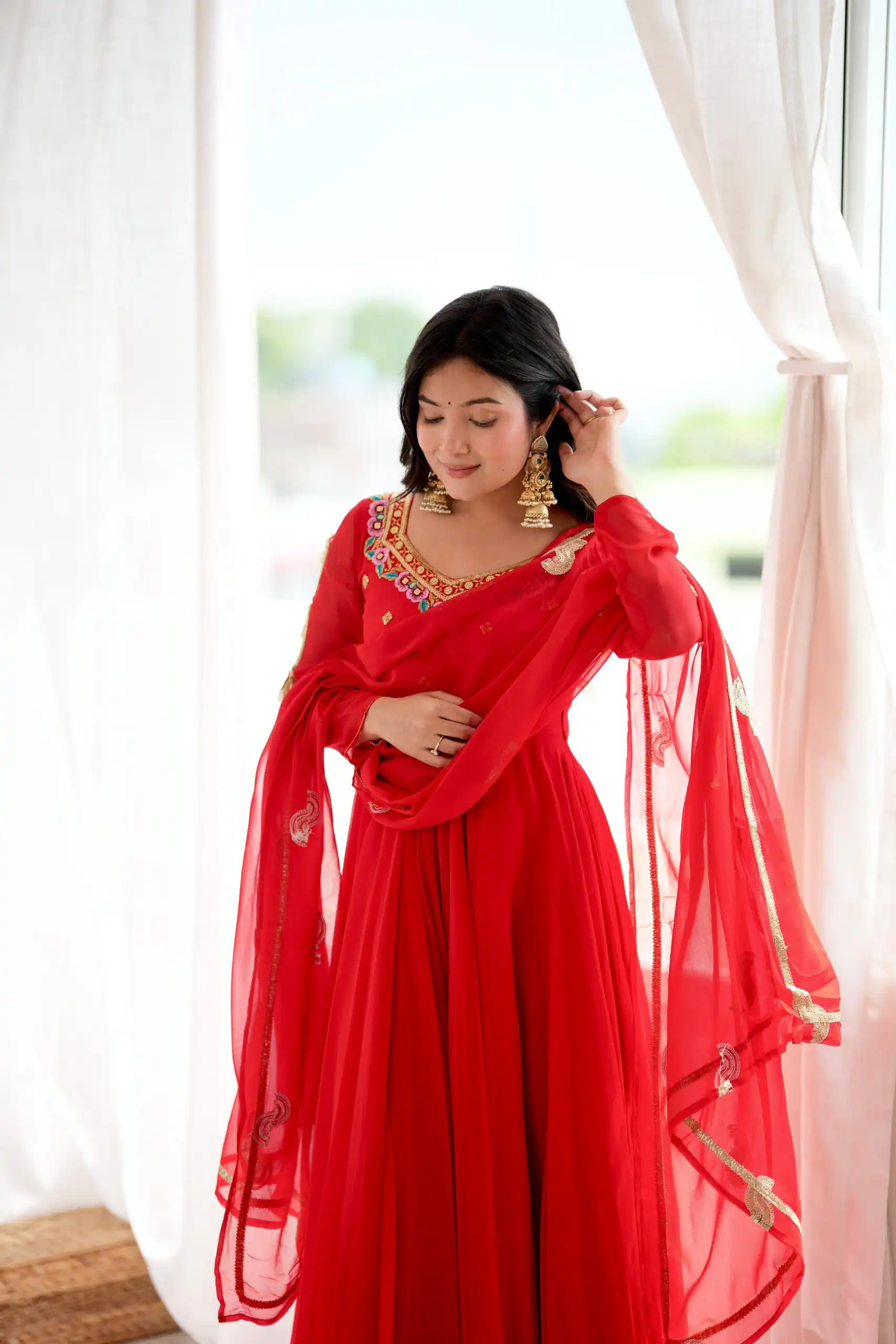 SRK 5363 Red Faux Georgette Gown with Sequins Work & Embroidery Work. Affordable Price ₹2099. Delivery 4-6 Working Days. Shop now. | Bollywood Gowns, Creative Gowns, Designer Gowns, Embroidered Gowns, Gowns, Party Wear Gowns