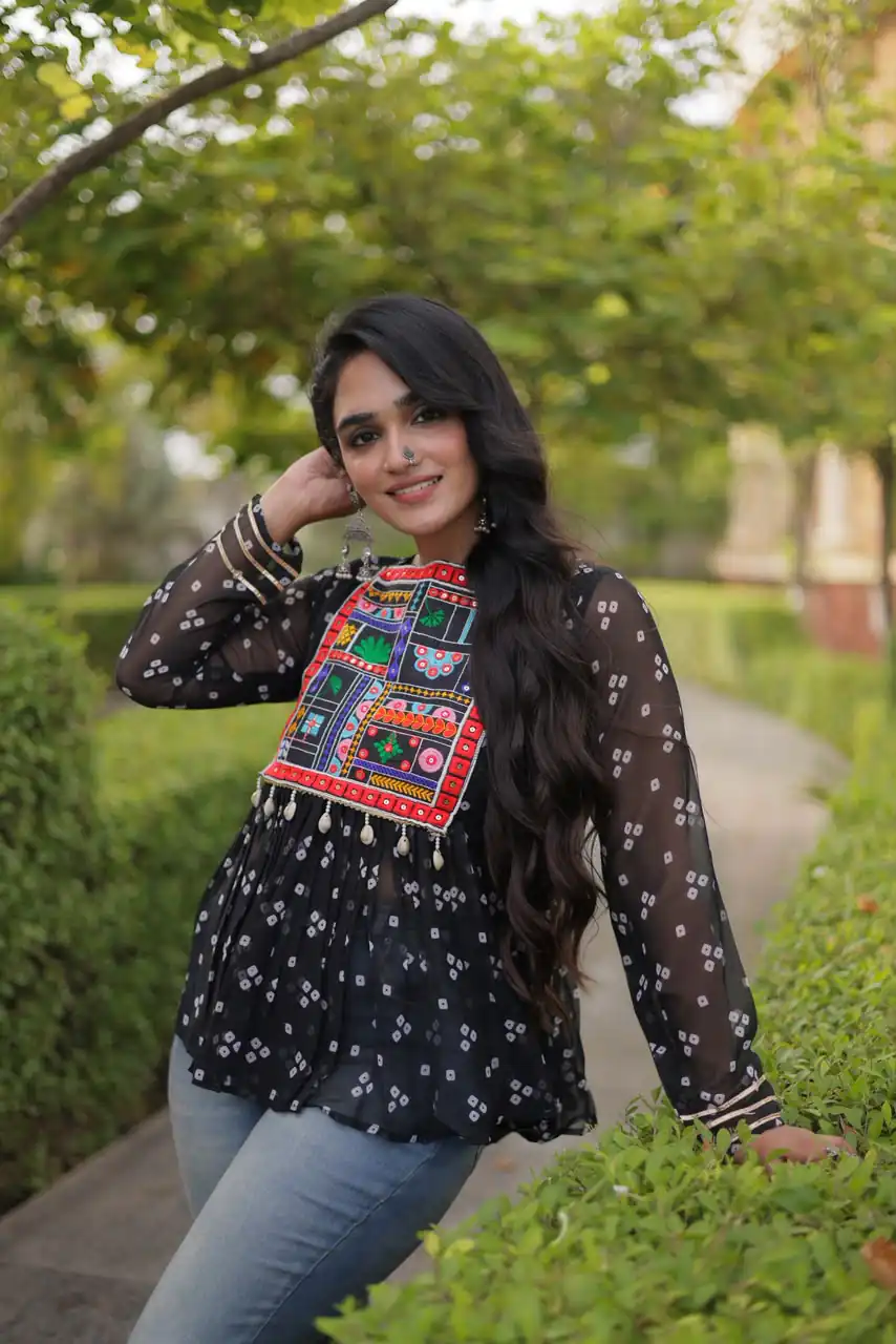 KA 5079 Black Fox Georgette Kurti with Lace Work & Mirror Work. Affordable Price ₹2719. Delivery 4-6 Working Days. Shop now. | Bollywood Kurti, Creative Kurtis, Designer Kurti, Kurti, Party Wear Kurti, Selfie Kurti