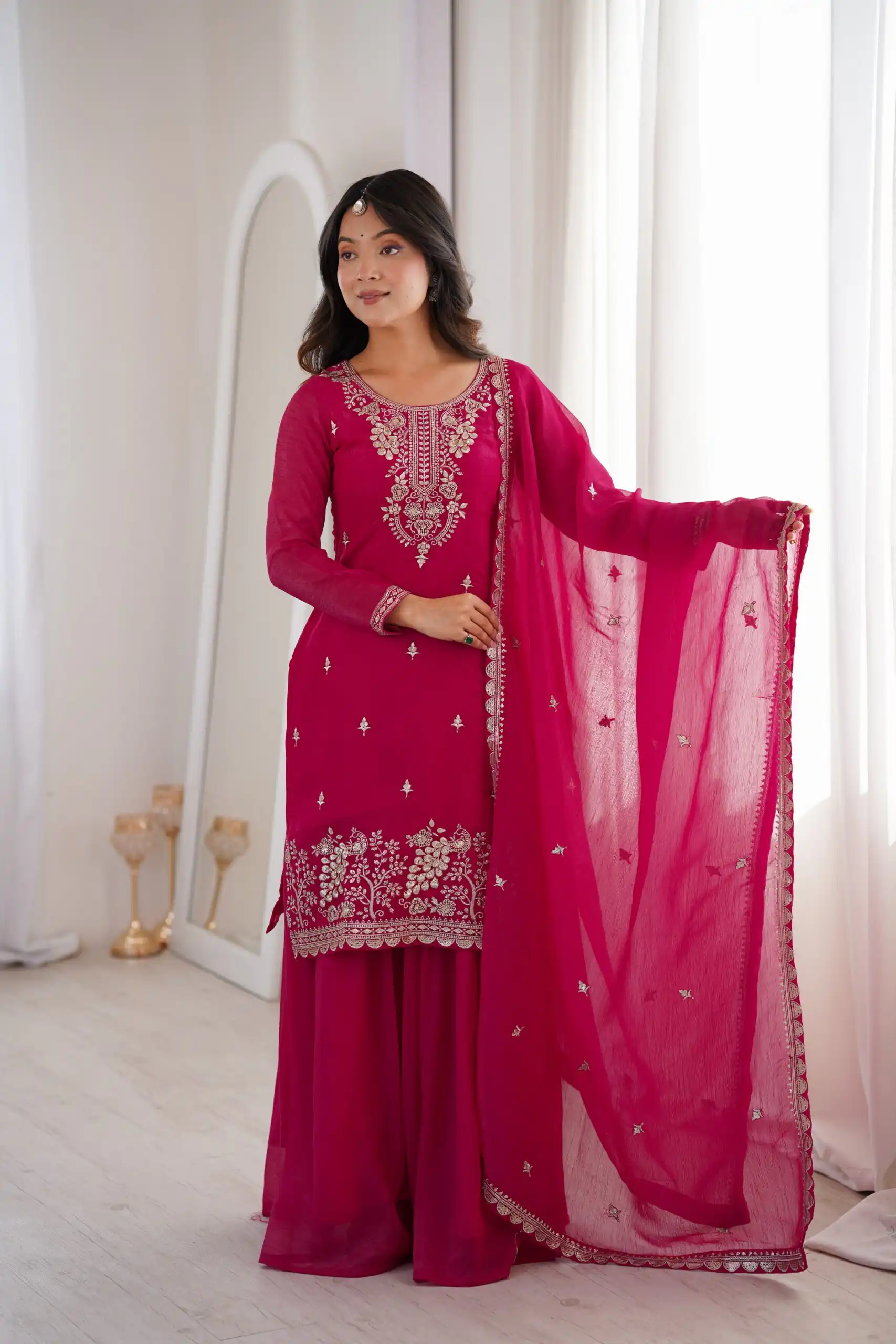 Aglow Pink Crunchy Silk Sequence Work Salwar Suit - Image 4
