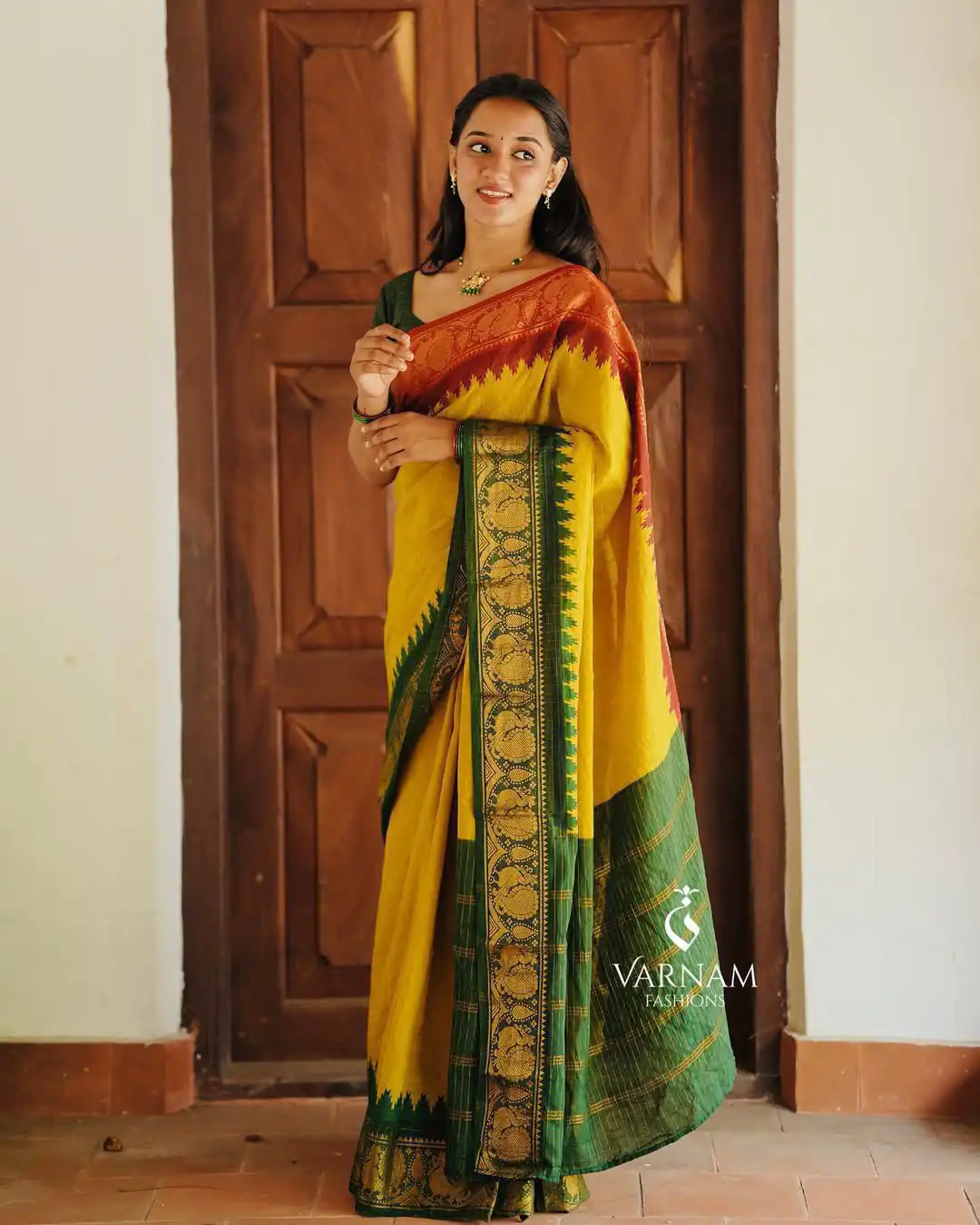 Cool Yellow Soft Lichi Silk Lace Work Saree - Image 7