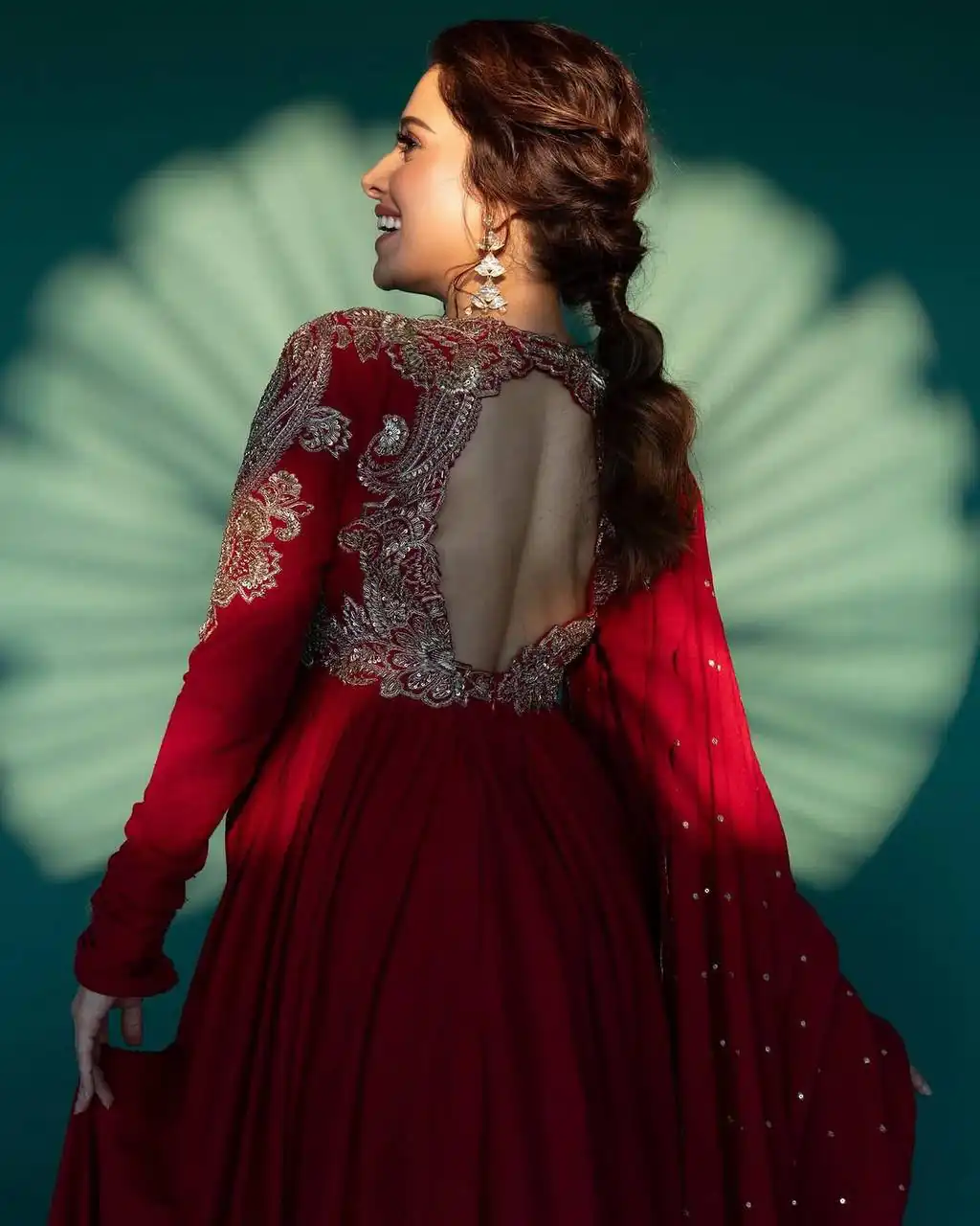 Fantastic Red Chinon Embroidery Lace Work Gown - Image 3