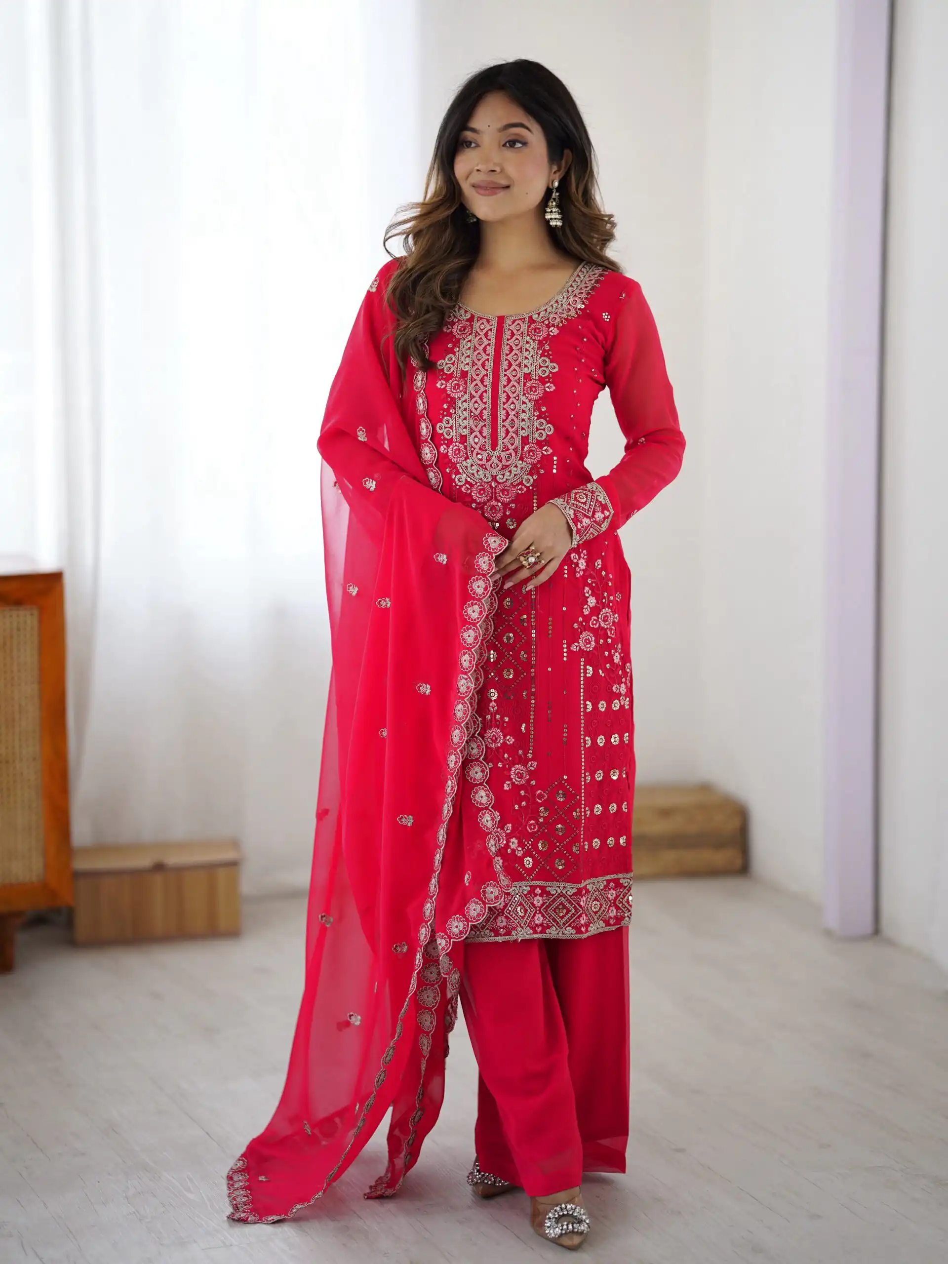 Perfect Pink Faux Georgette Thread Work Salwar Suit