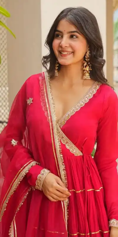 LG 2154 Red Georgette Digital Print Work Gown for Wedding, Party, Cultural Events, Traditional Day, Pooja . Grab it for ₹2399. Delivery 4-6 Working Day | Bollywood Gowns, Creative Gowns, Designer Gowns, Embroidered Gowns, Gowns, Party Wear Gowns