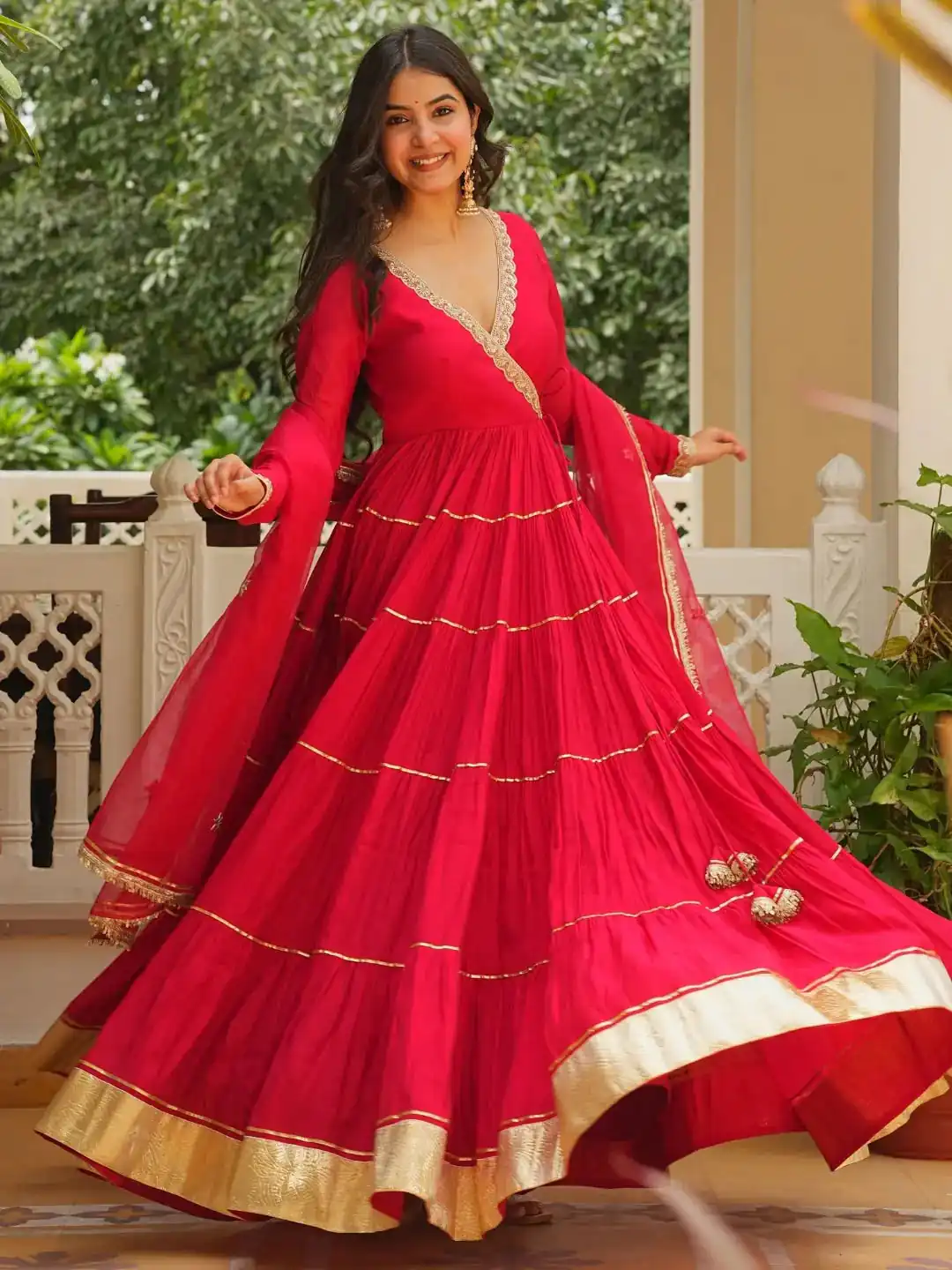 LG 2154 Red Georgette Digital Print Work Gown for Wedding, Party, Cultural Events, Traditional Day, Pooja . Grab it for ₹2399. Delivery 4-6 Working Day | Bollywood Gowns, Creative Gowns, Designer Gowns, Embroidered Gowns, Gowns, Party Wear Gowns