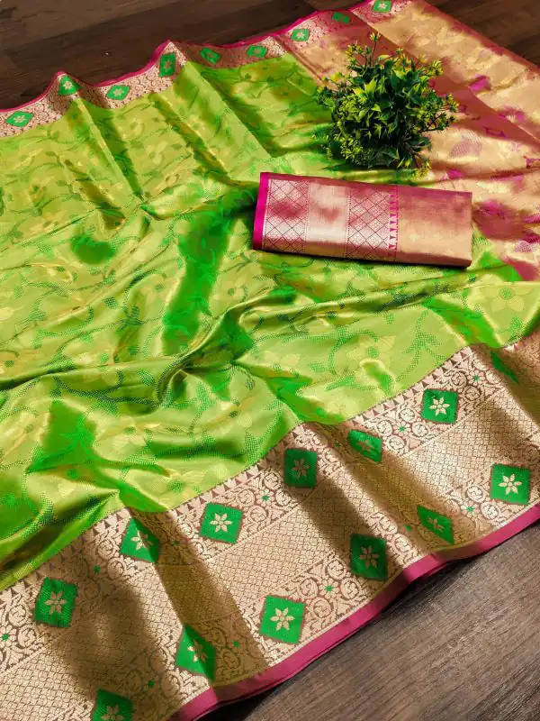 Superb Green Color Soft & Pure Organic Silk Gold Zari Saree