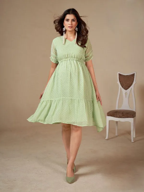 Aesthetically Pleasing Light Green Color Georgette Butti Kurti