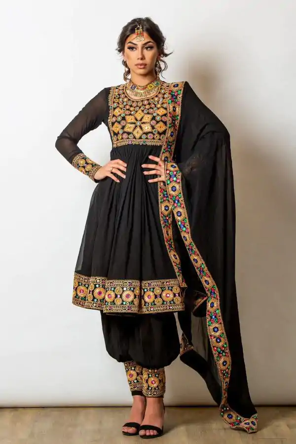 Cute Black Color Faux Georgette Coding Real Mirror Salwar Suit