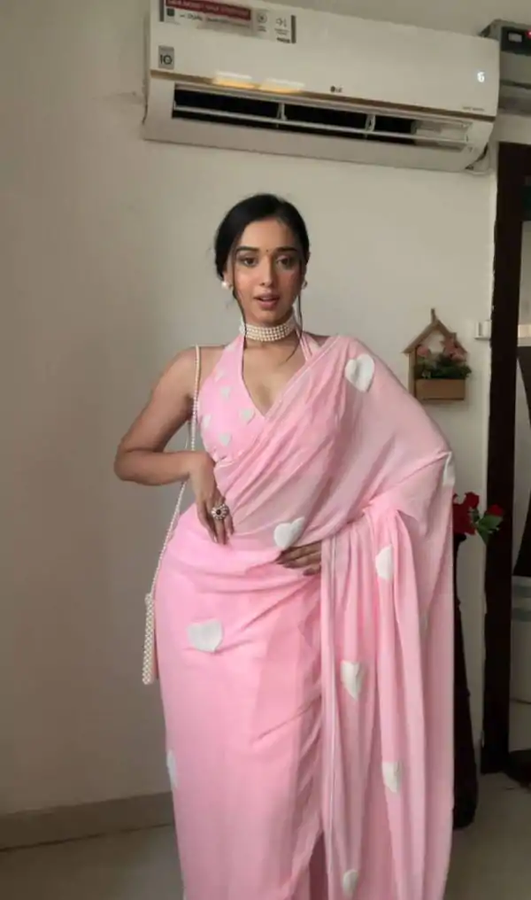 Dazzling Baby Pink Color Georgette With Hart Gmathi Work Saree