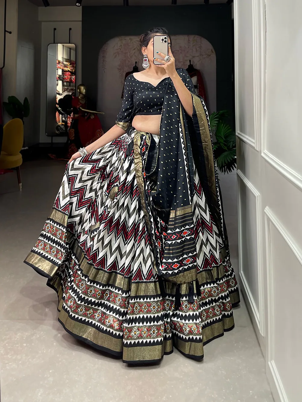 Dazzling Black Color Tussar Silk Leheriya Foil Print Lehenga Choli - Image 2